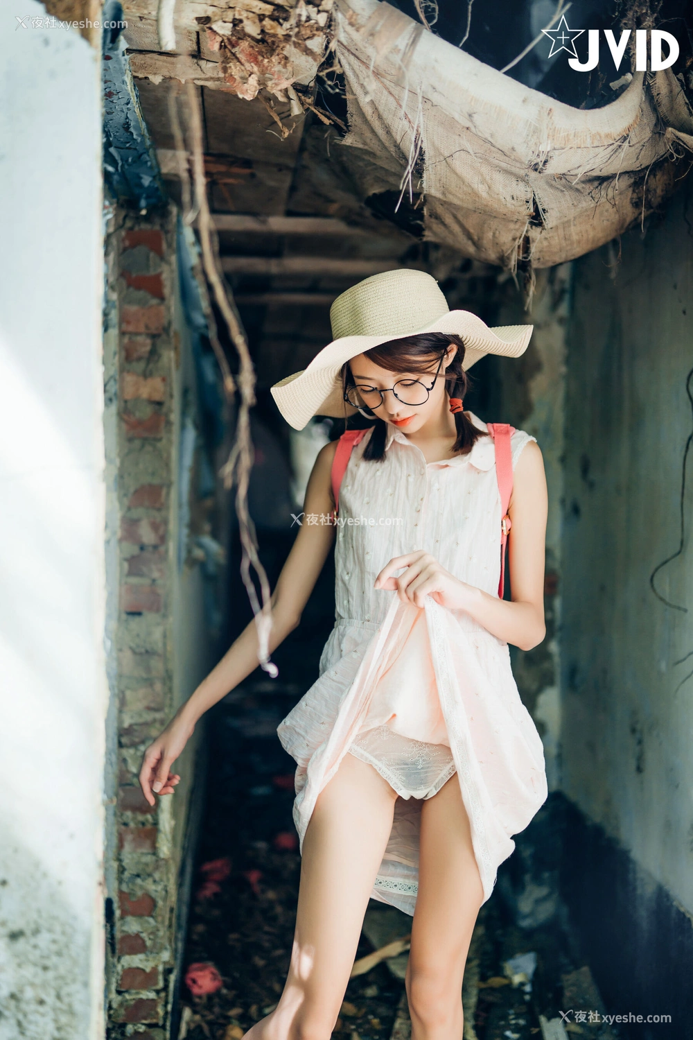 1P - 妍妍《抓精虫的小女孩》
