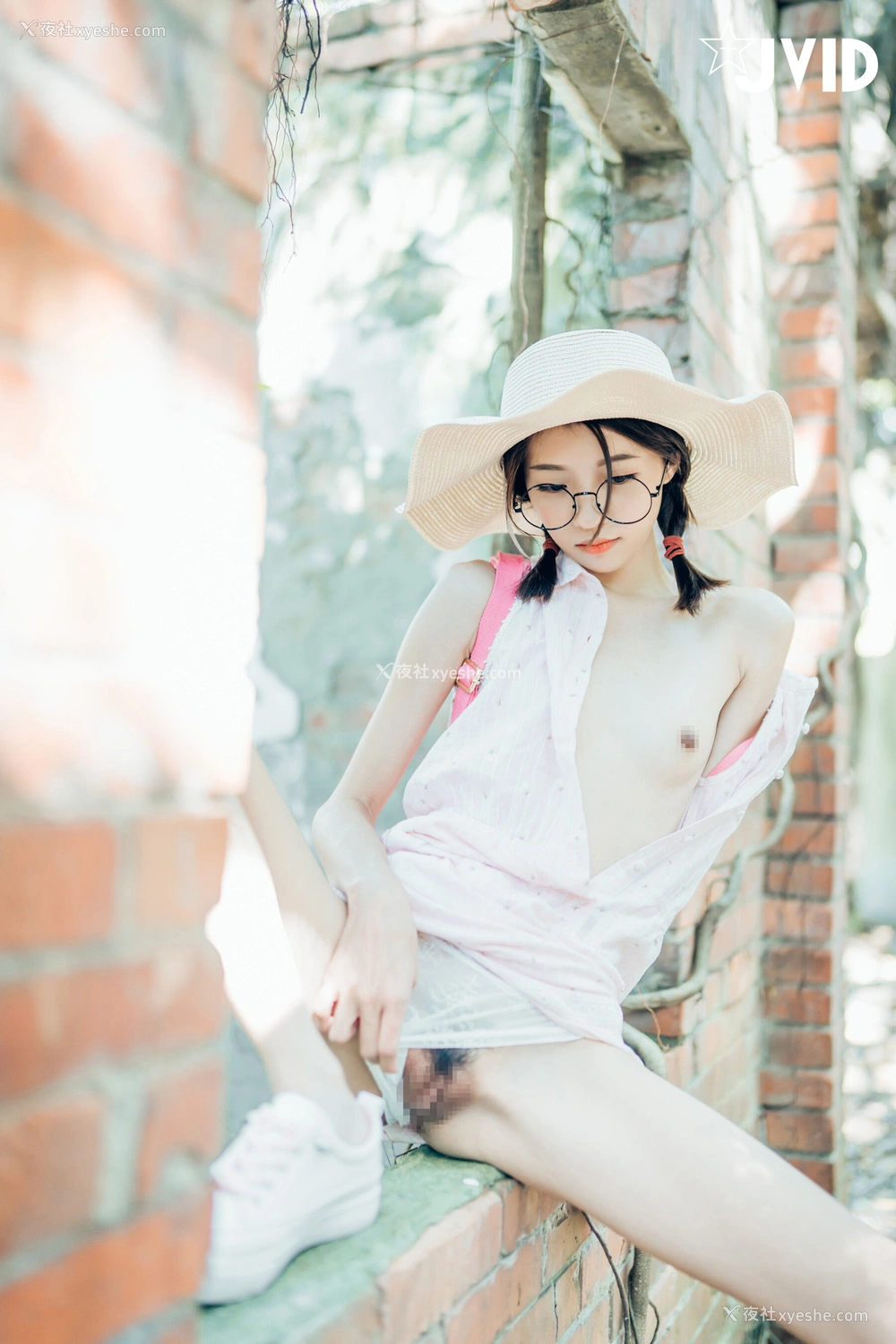 1P - 妍妍《抓精虫的小女孩》