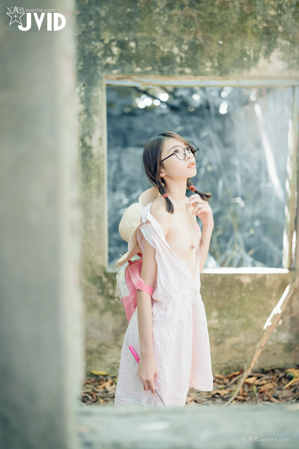 1P - 妍妍《抓精虫的小女孩》