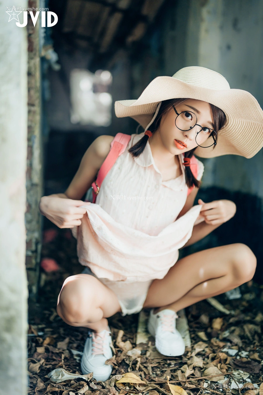 1P - 妍妍《抓精虫的小女孩》