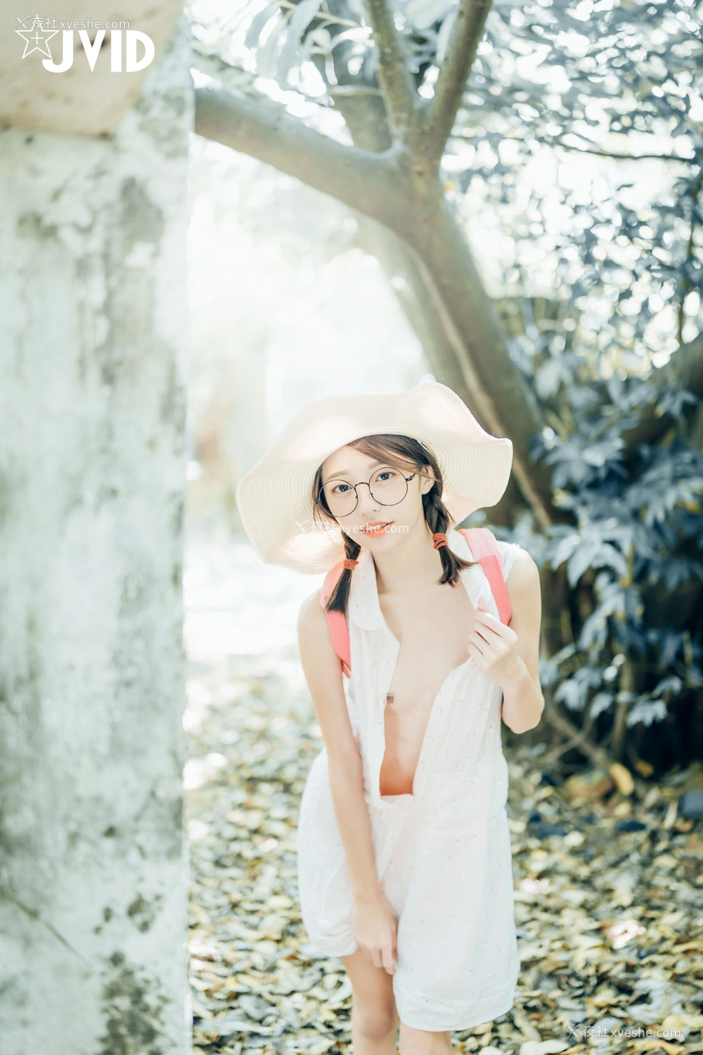 1P - 妍妍《抓精虫的小女孩》