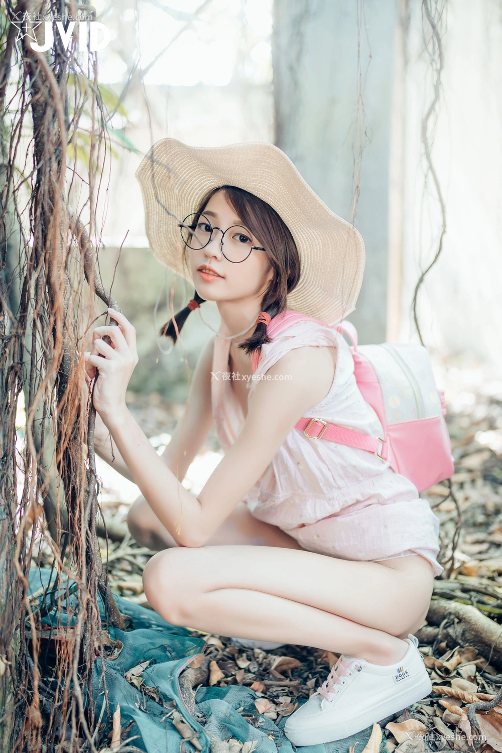 1P - 妍妍《抓精虫的小女孩》