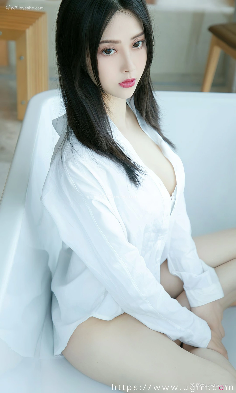 1P - [Ugirls尤果网]爱尤物专辑 No.2378 惠惠子 沉迷