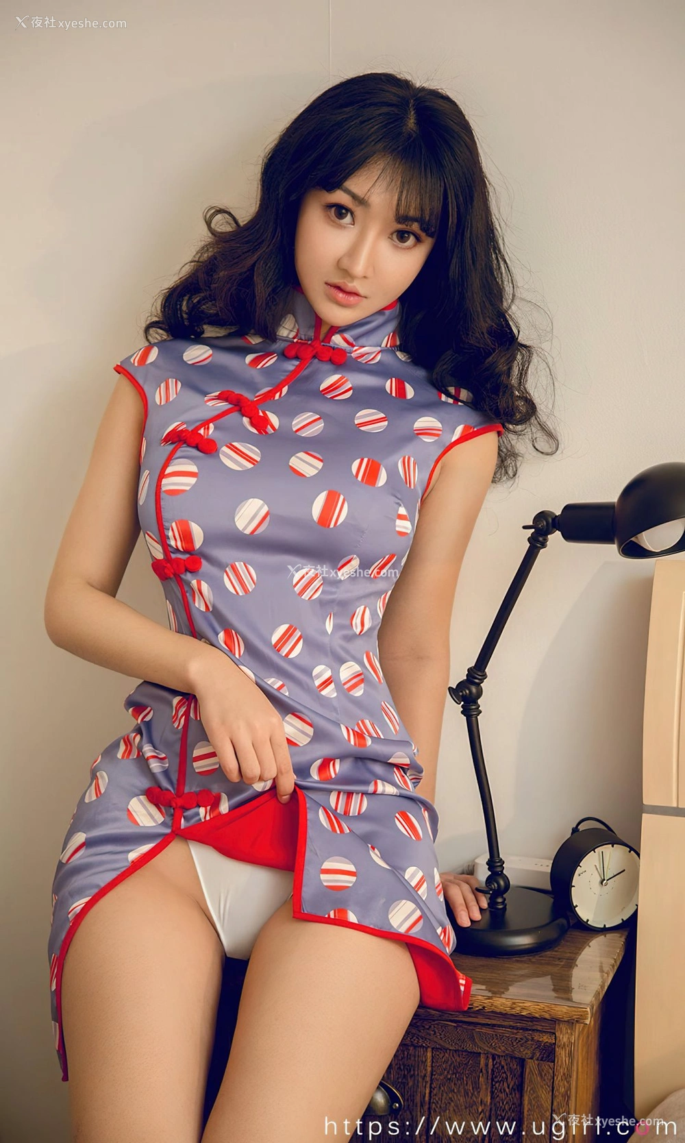 1P - [Ugirls尤果网]爱尤物专辑 No.2433 韩熙 心选