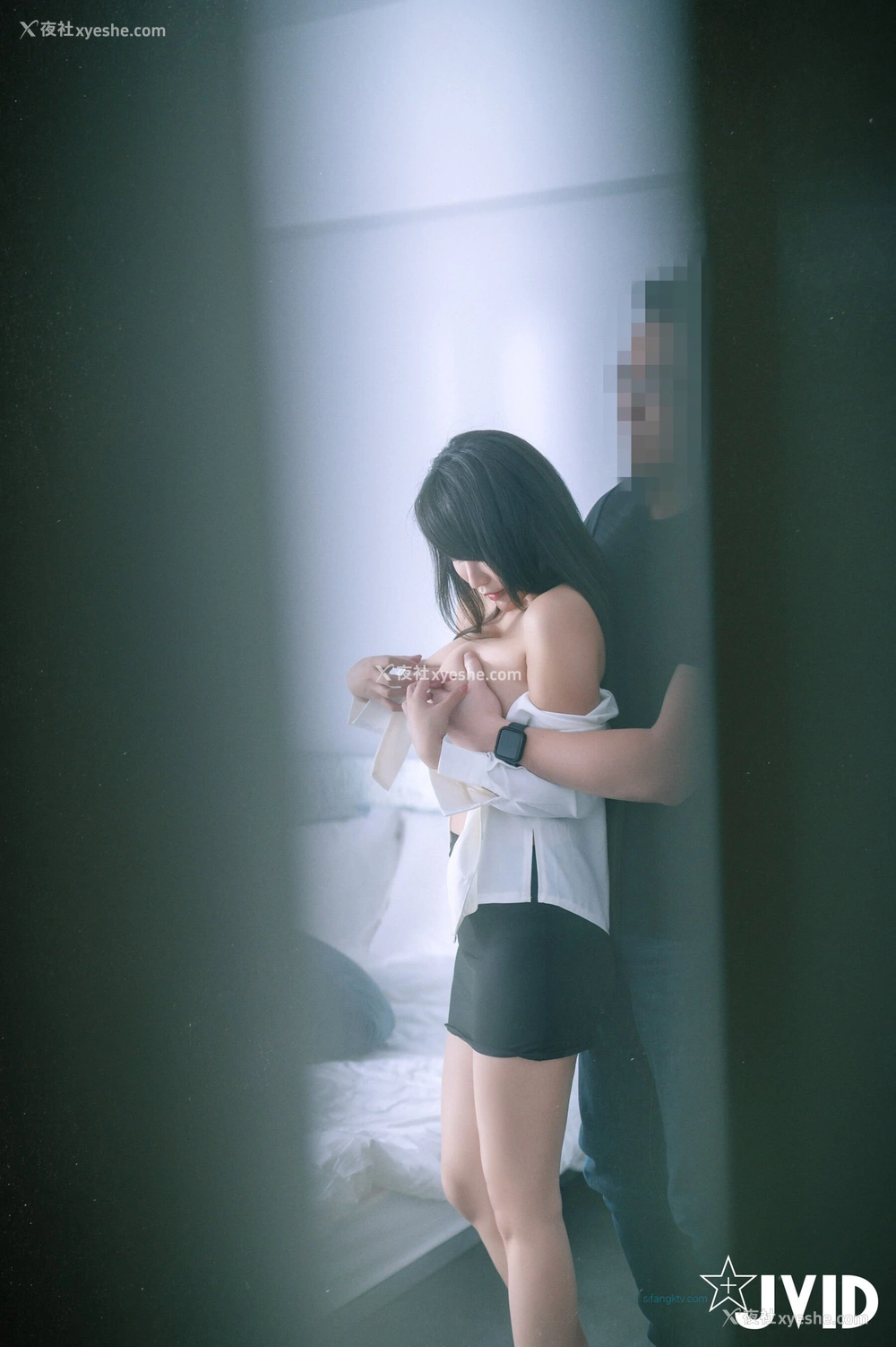 1P - 乐乐《秘书制服巨乳OL 究极蜜桃臀》
