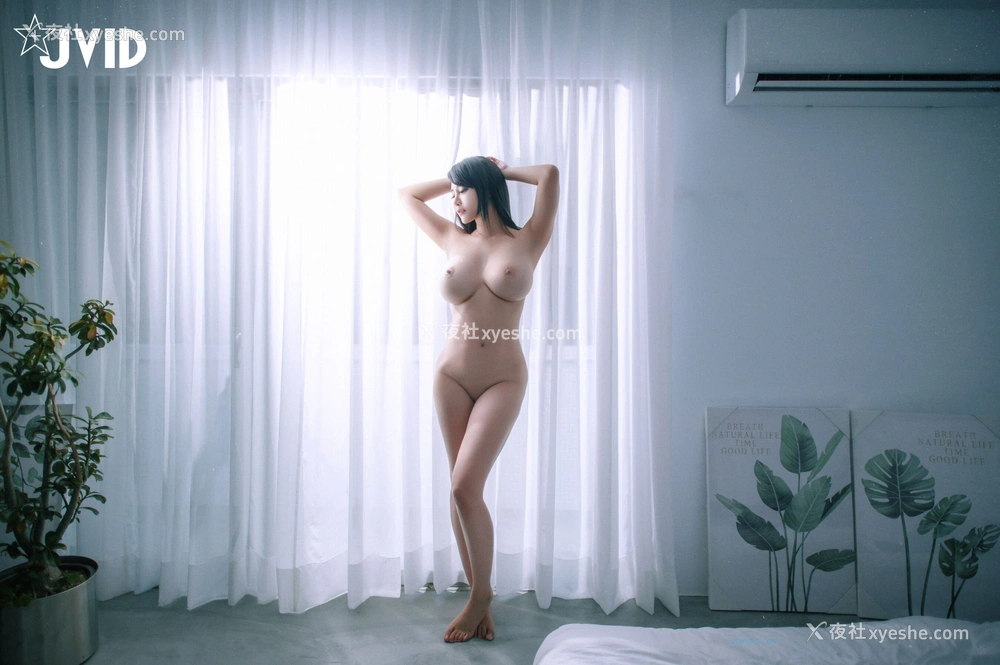 1P - 乐乐《秘书制服巨乳OL 究极蜜桃臀》