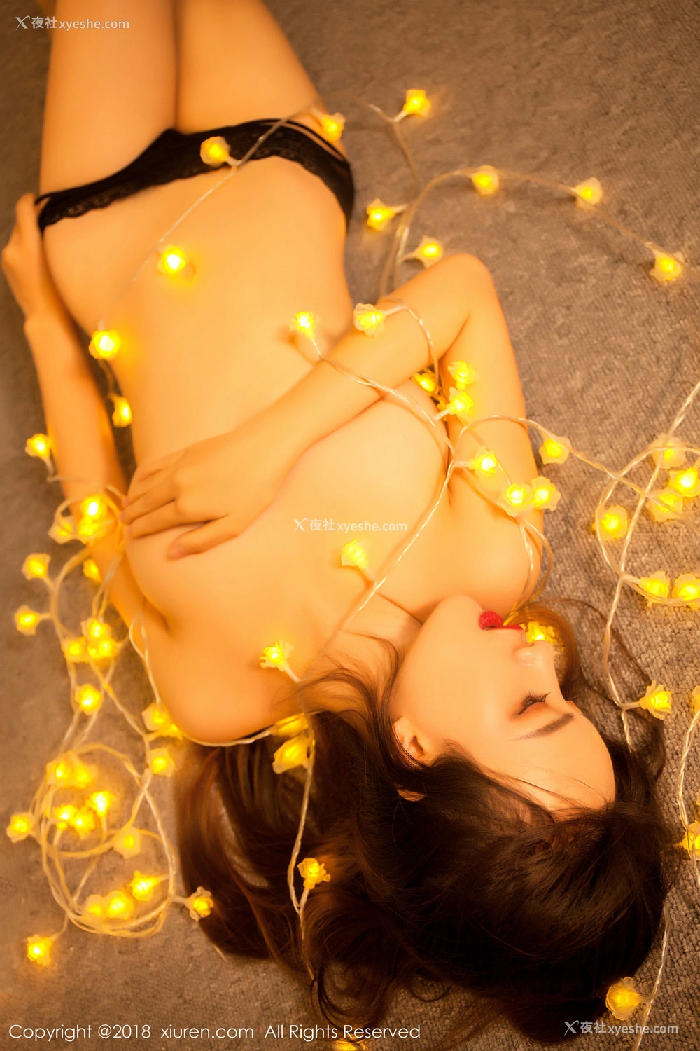 1P - [XIUREN秀人网]No.909 涵涵猫