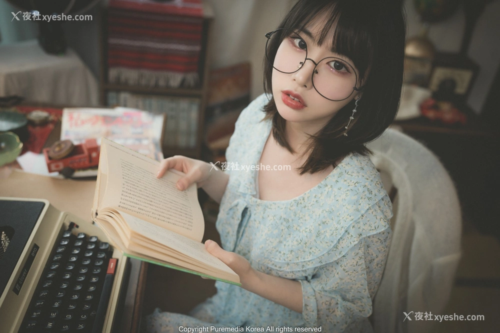 1P - [PURE MEDIA] VOL.178 Uhye – Spring memories