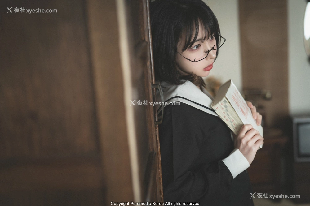 1P - [PURE MEDIA] VOL.178 Uhye – Spring memories
