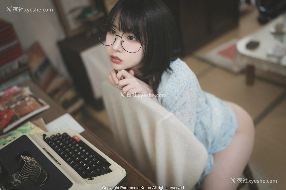 1P - [PURE MEDIA] VOL.178 Uhye – Spring memories