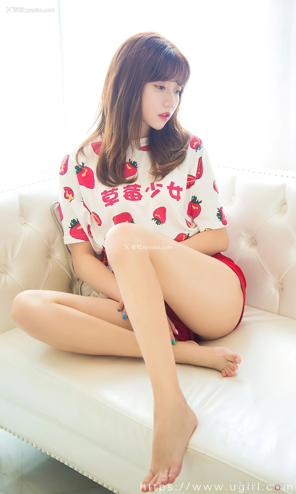1P - [Ugirls尤果网]爱尤物专辑 No.2496 甜心 草莓少女