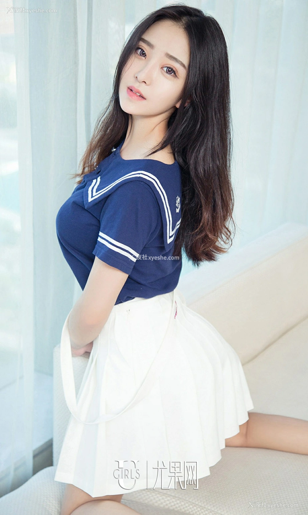 1P - [Ugirls爱尤物] No.827 杨洋 如沐海风