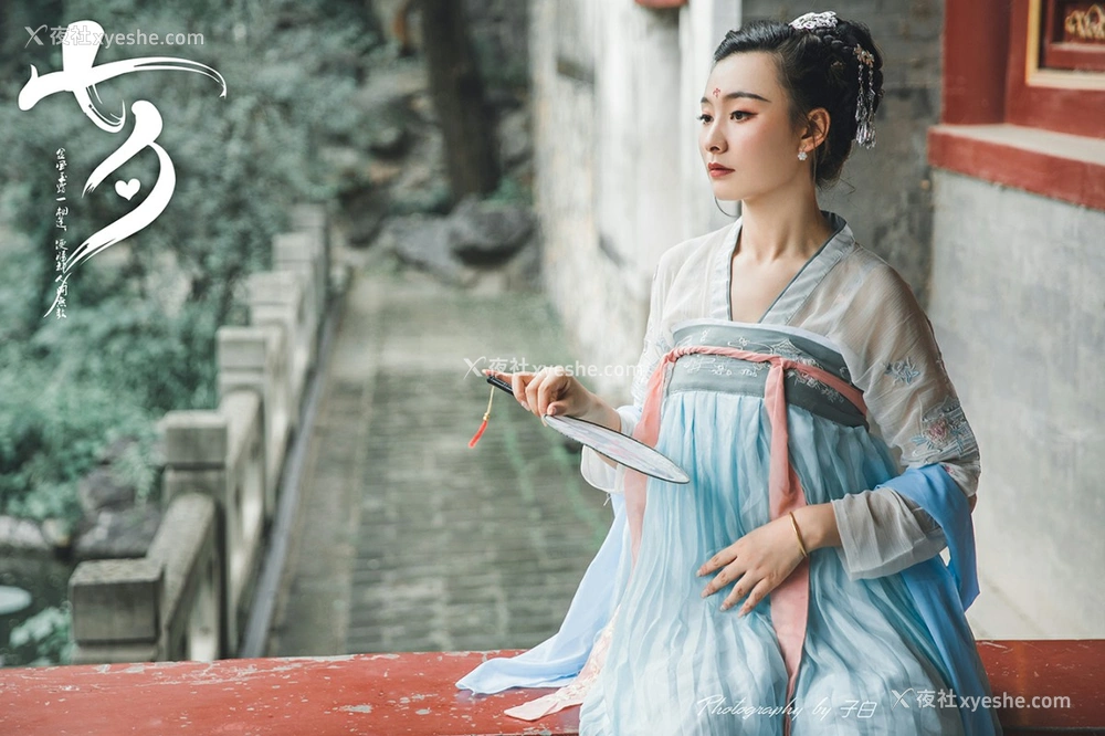 1P - [TouTiao头条女神] 玄子 七夕之白素贞和青小婉