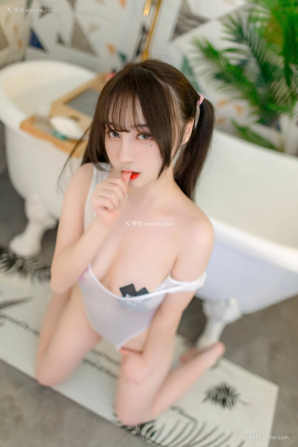 1P - 斗鱼主播尤猫醒醒ovo – 浴缸泳衣