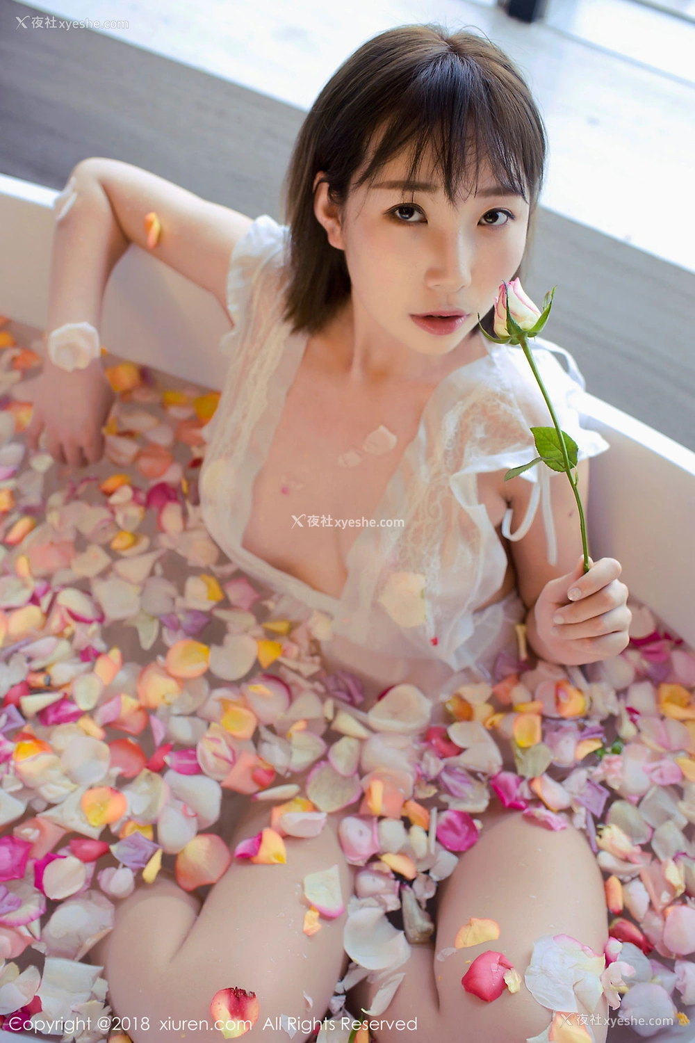 1P - [XIUREN秀人网] No.981 枝恩