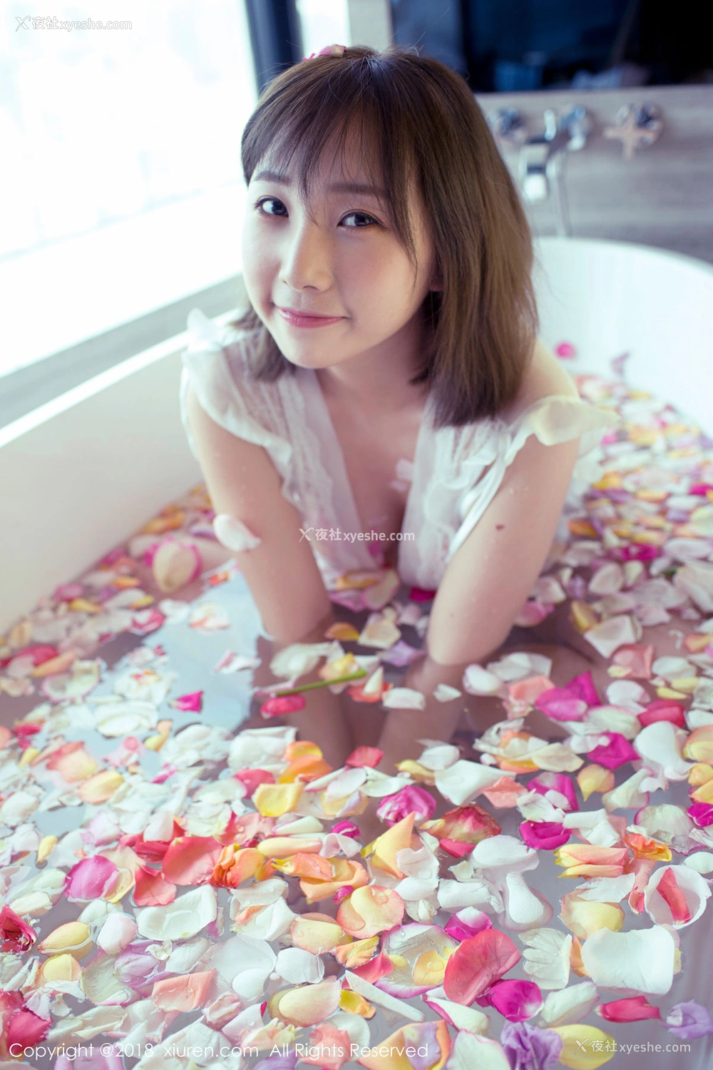 1P - [XIUREN秀人网] No.981 枝恩