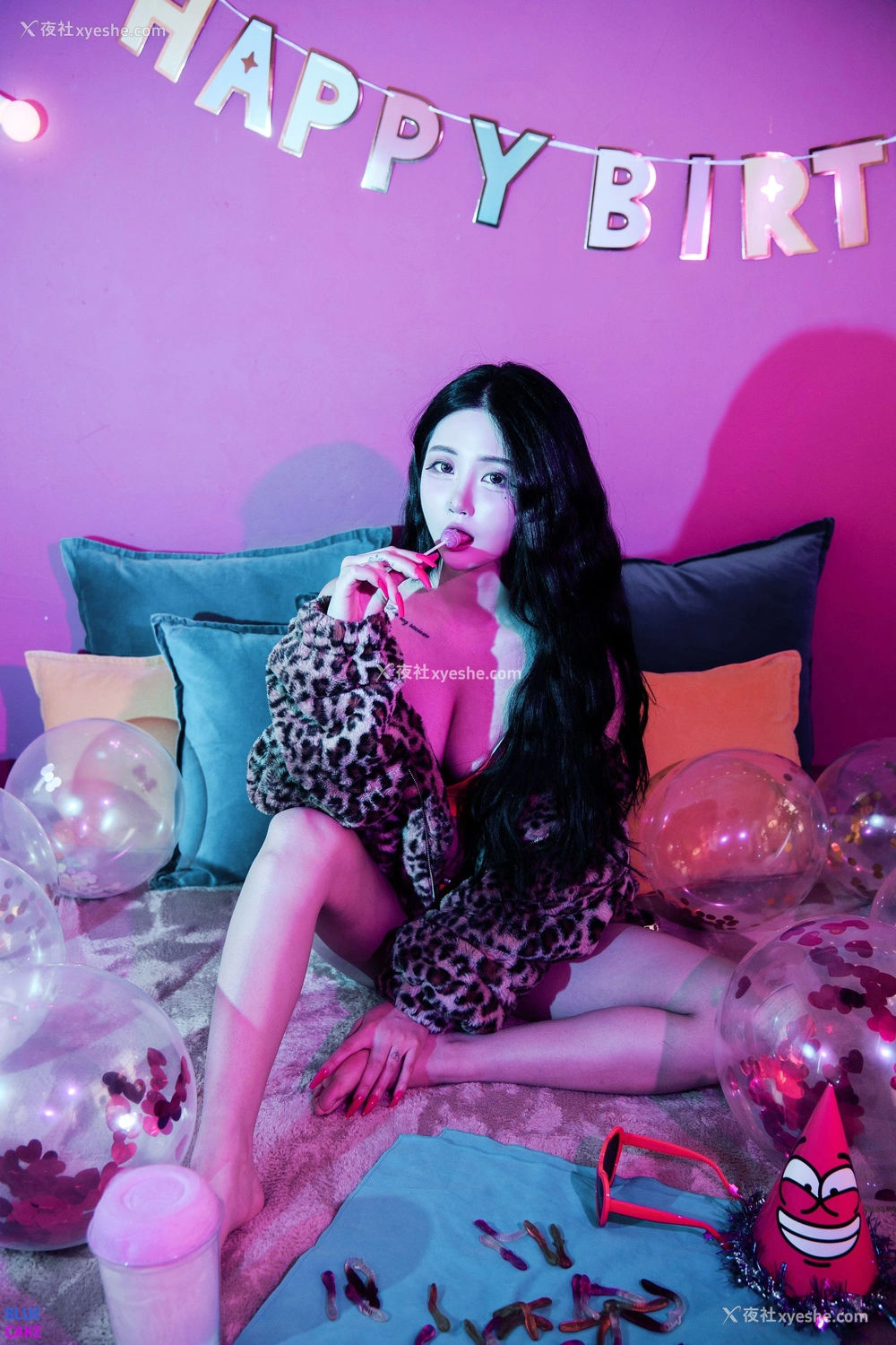 1P - [BLUECAKE] Bomi – Happy Bomiday