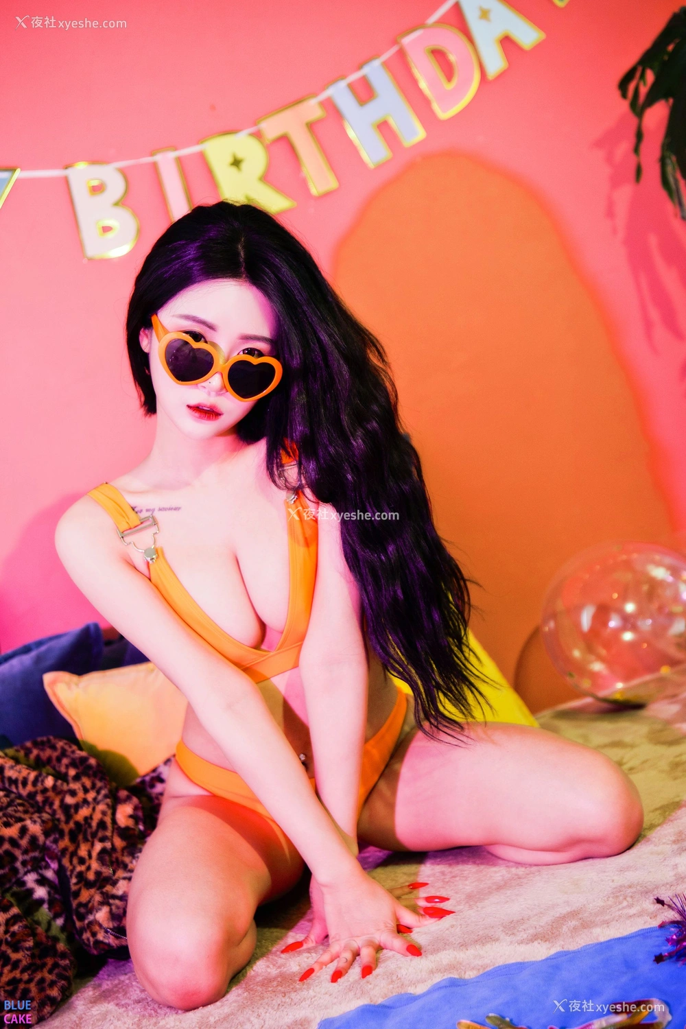 1P - [BLUECAKE] Bomi – Happy Bomiday