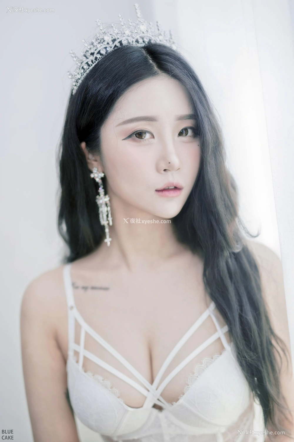 1P - [BLUECAKE] Bomi – Happy Bomiday
