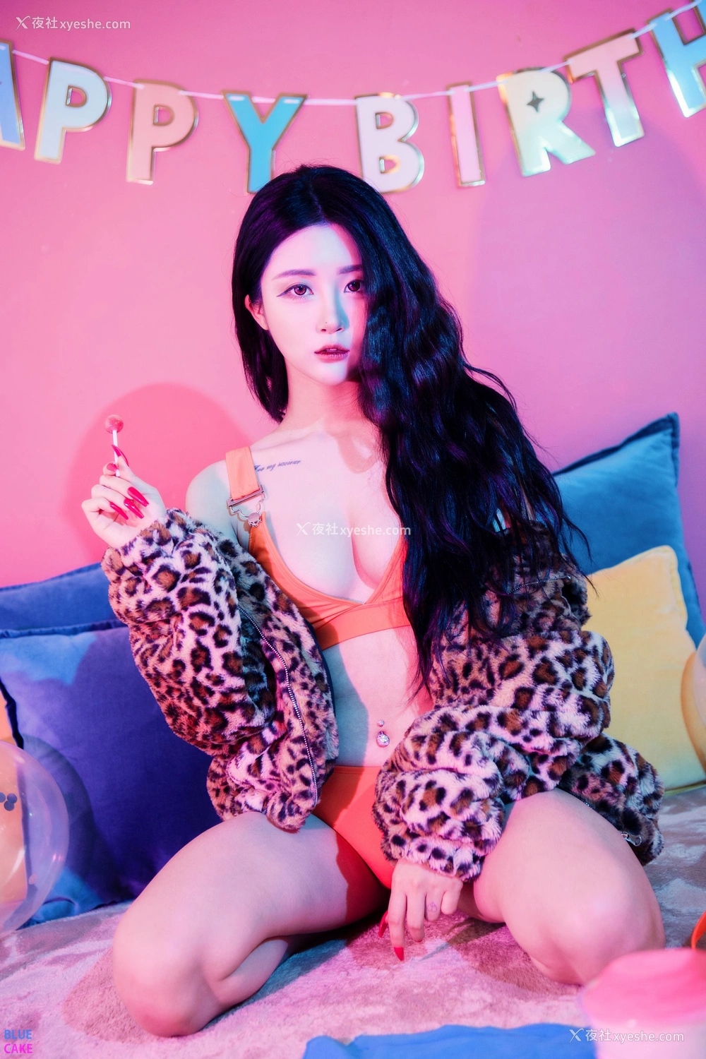 1P - [BLUECAKE] Bomi – Happy Bomiday