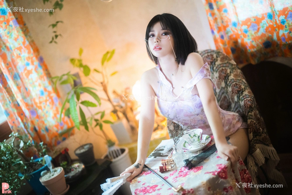 1P - [PINK RIBBON] Uuuha – Mood