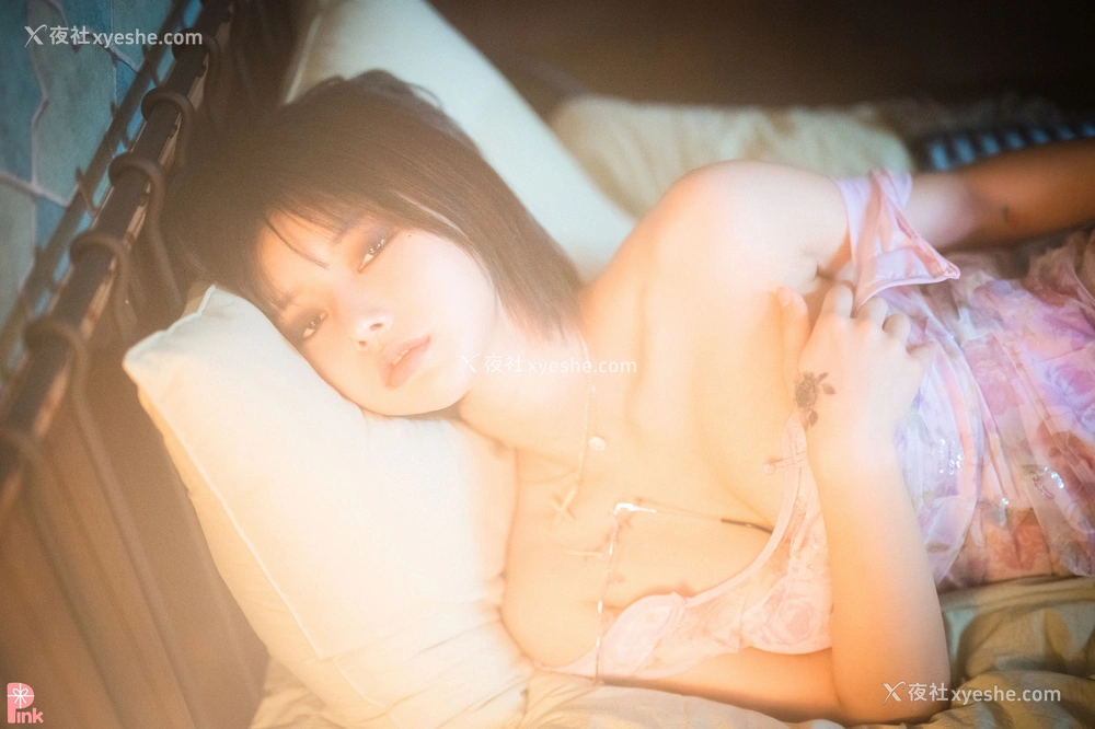 1P - [PINK RIBBON] Uuuha – Mood