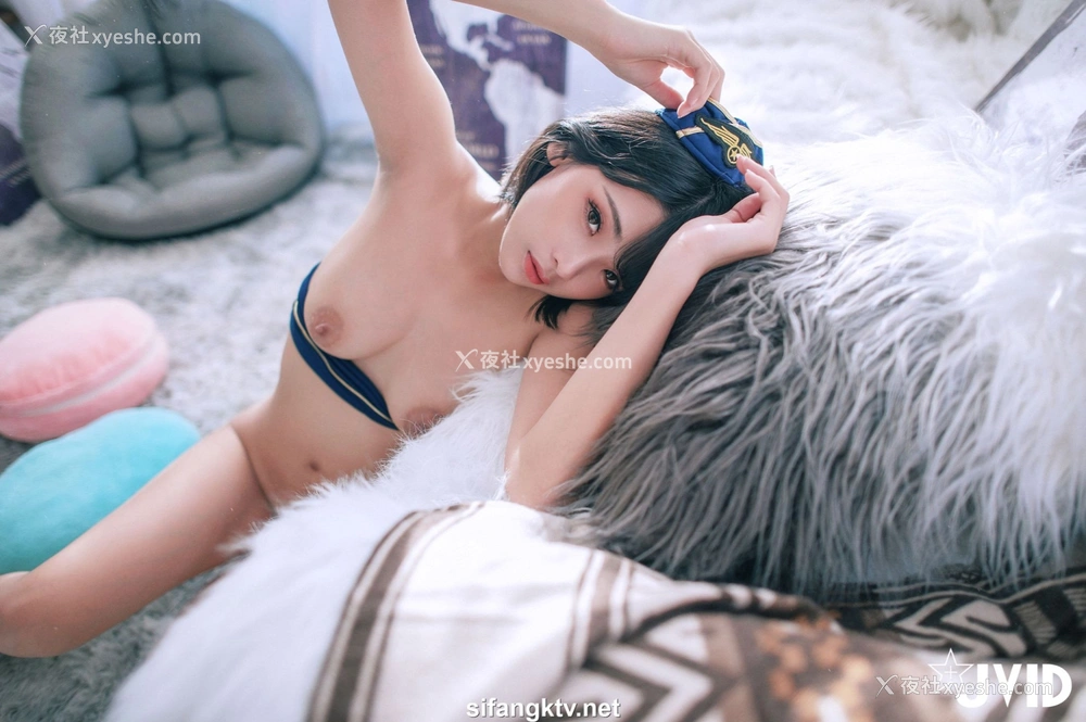 1P - 露露咪《淫荡美艳空姐的教育》