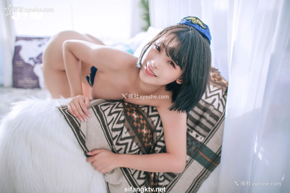 1P - 露露咪《淫荡美艳空姐的教育》