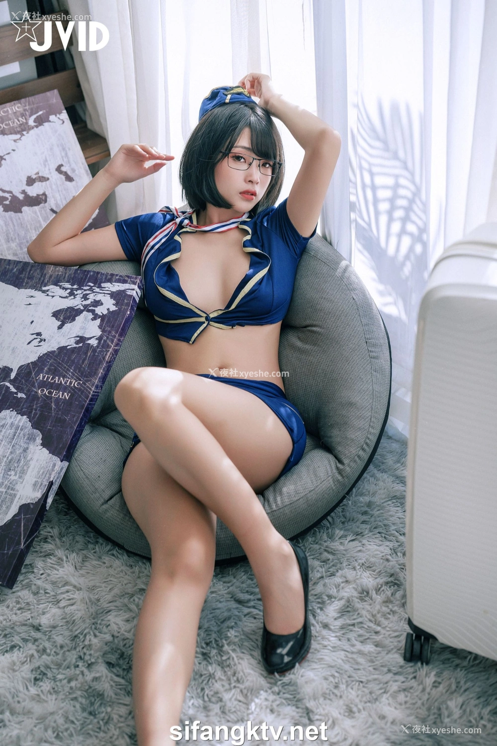 1P - 露露咪《淫荡美艳空姐的教育》