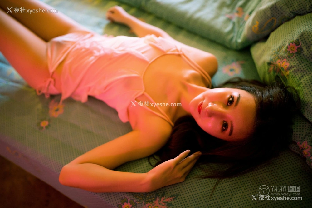 1P - [YALAYI雅拉伊] Y171 刘潇潇《玫瑰》
