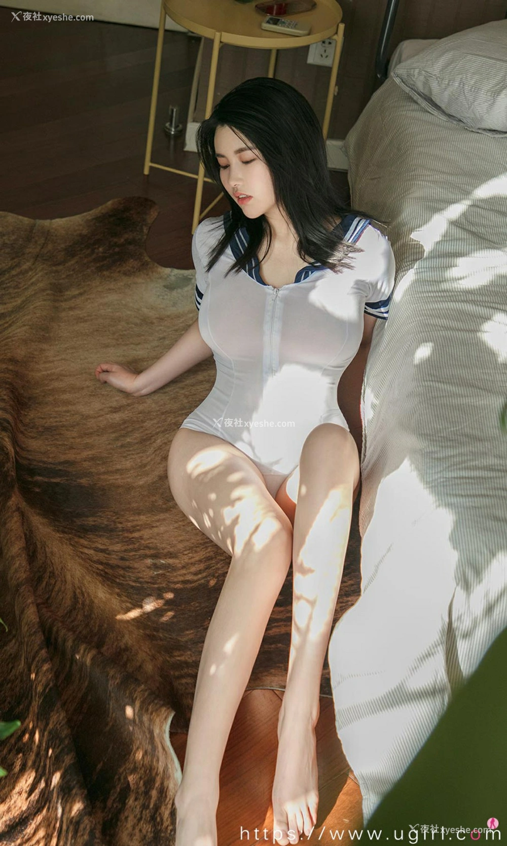 1P - [Ugirls尤果网]爱尤物专辑 No.1953 娜露 初稿