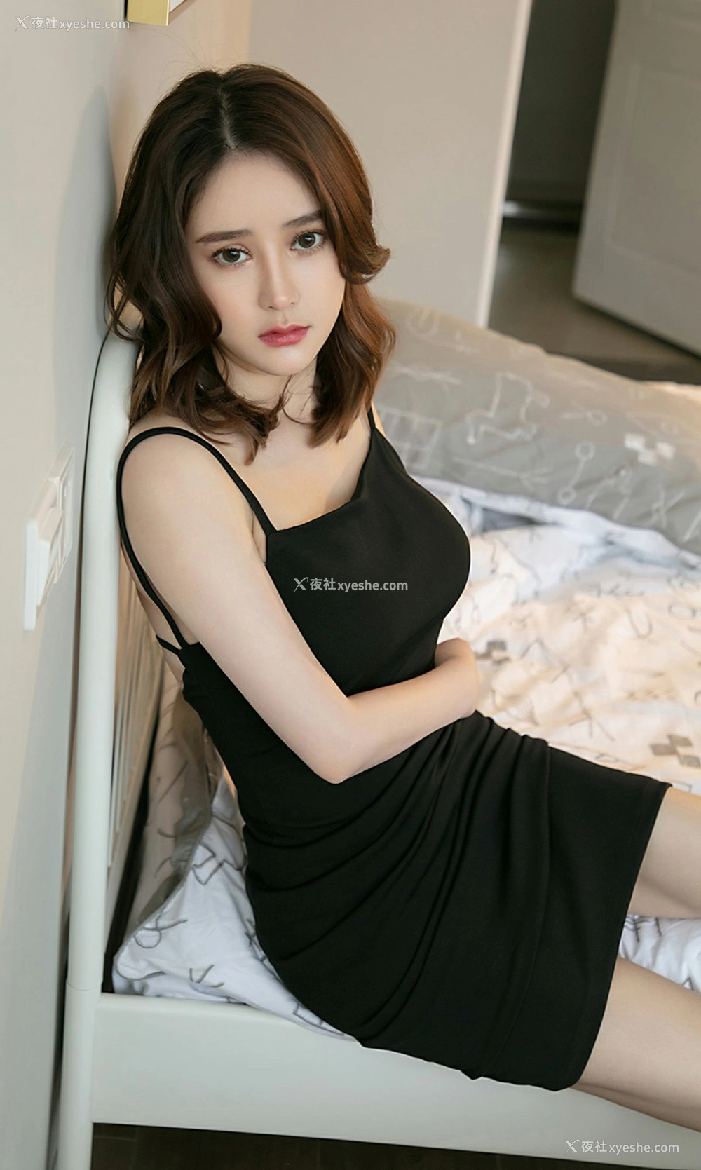 1P - [Ugirls尤果网]爱尤物专辑 2019.0610 No.1482 Coral 性感留下