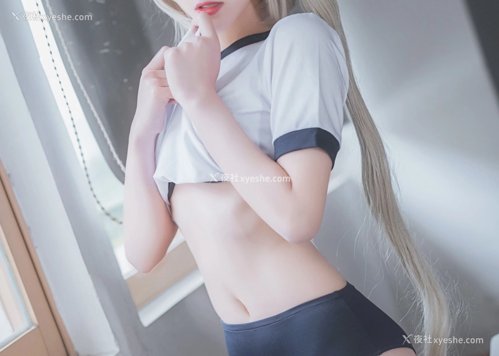 1P - [Cosplay]南桃Momoko – 春日野穹体操服