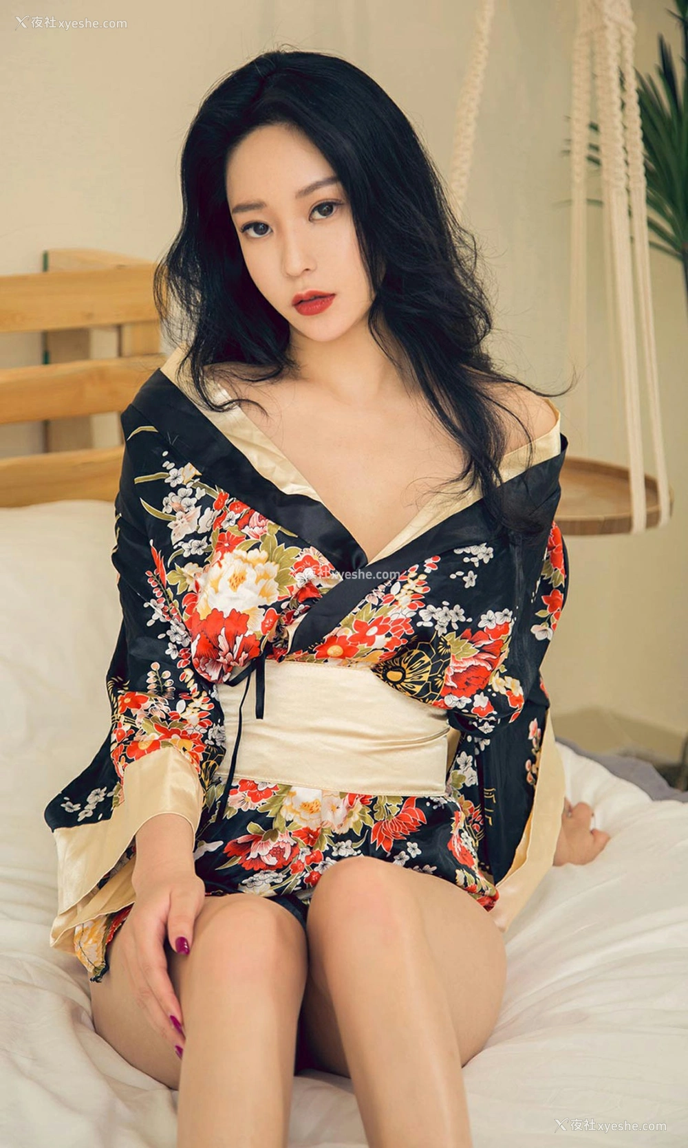 1P - [Ugirls尤果网]爱尤物 No.1572 刘瑾希 未知数