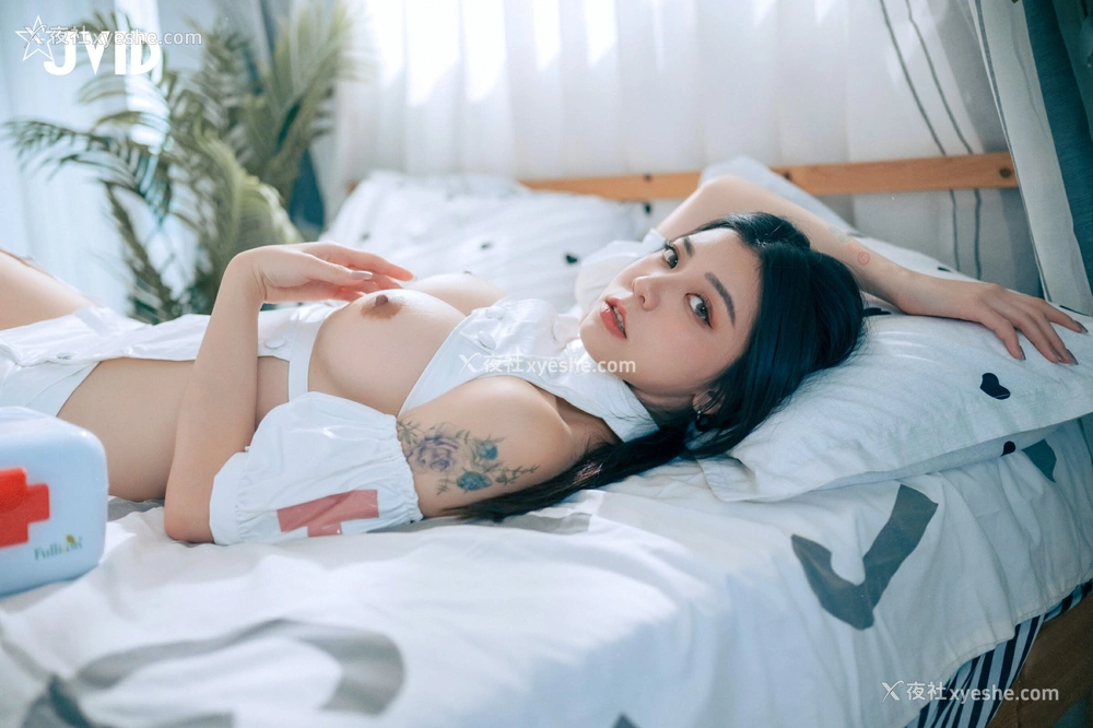 1P - 卡洛琳《色色诊疗服务》