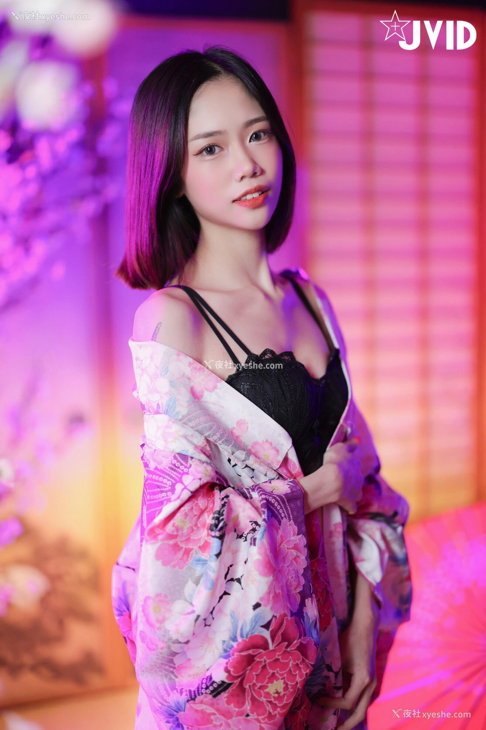 1P - 柔柔《超淫荡自慰 第二集》