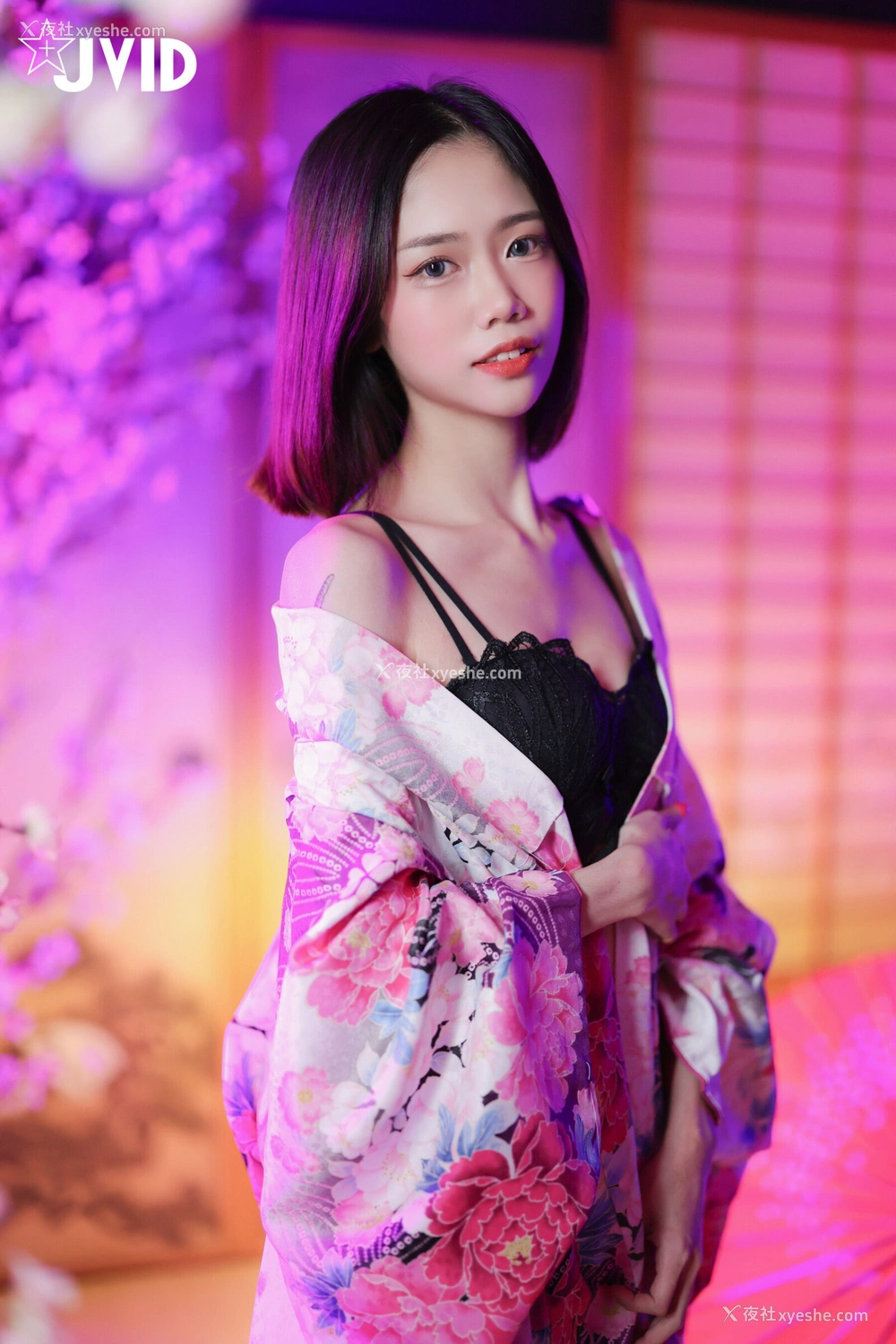 1P - 柔柔《超淫荡自慰 第二集》