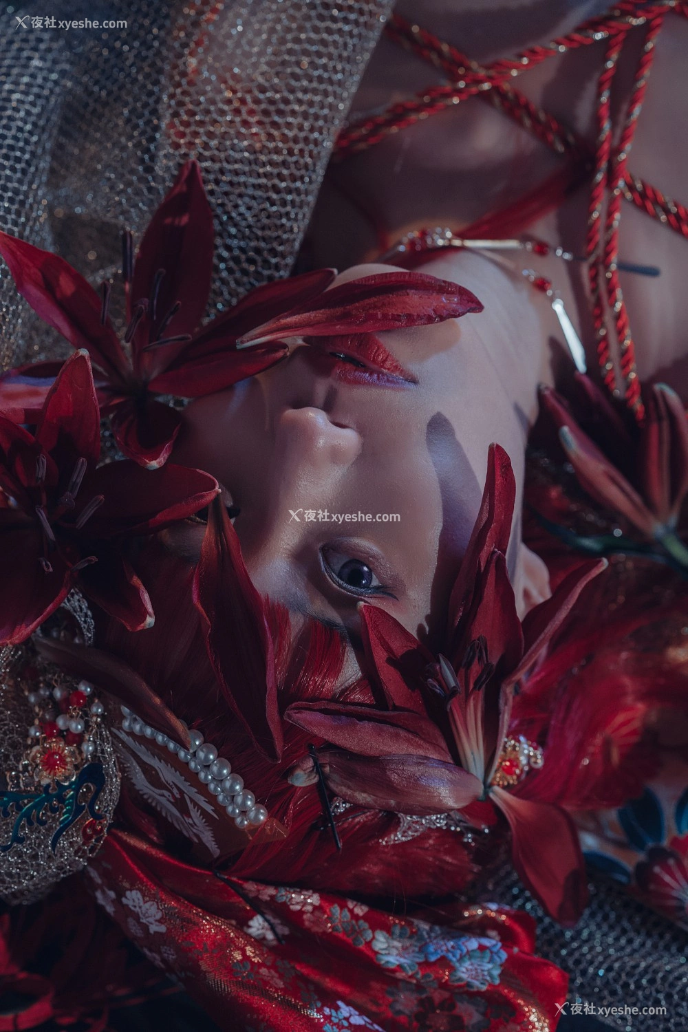 1P - 云溪溪 – 花与绳