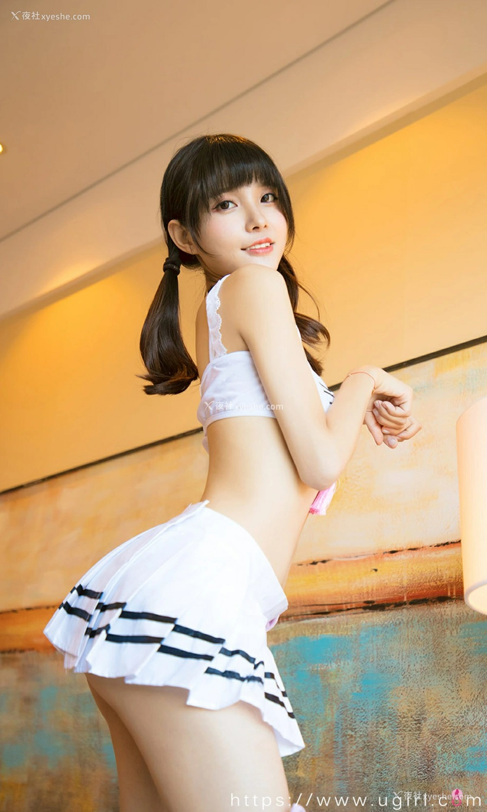 1P - [Ugirls尤果网]爱尤物专辑 No.2187 猫猫 萌猫乖乖