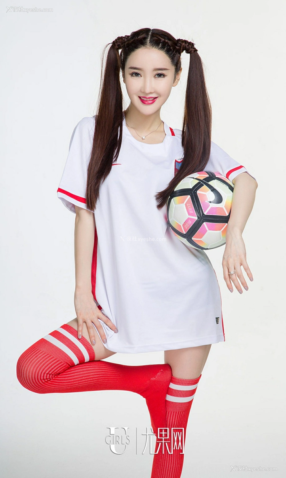 1P - [Ugirls爱尤物] No.817 夏美 一球成名