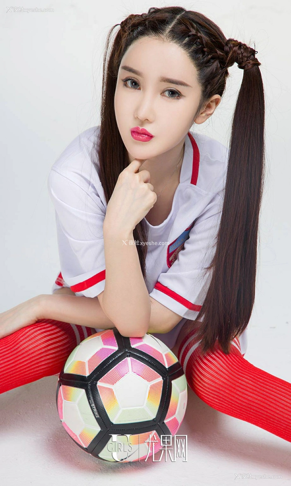 1P - [Ugirls爱尤物] No.817 夏美 一球成名