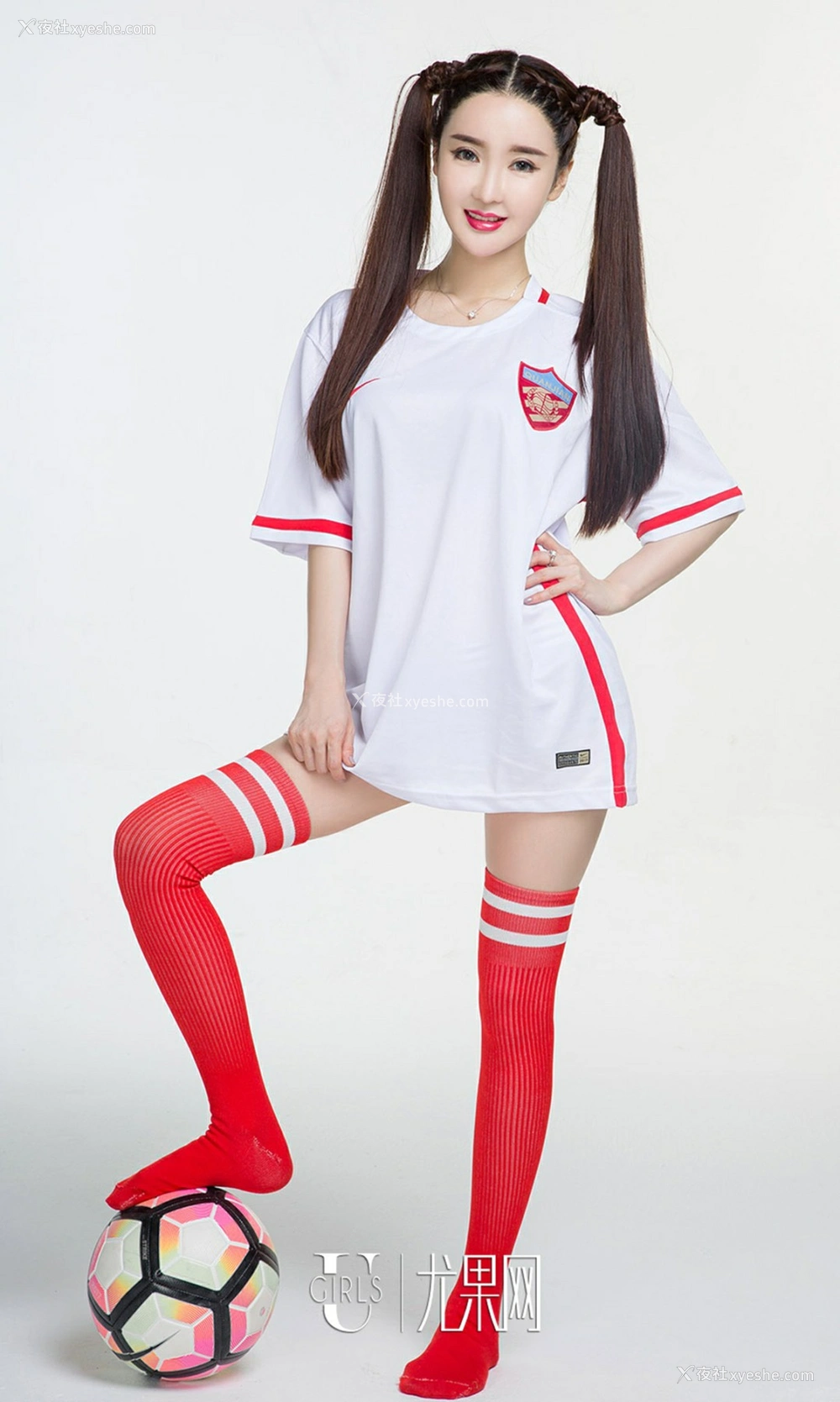 1P - [Ugirls爱尤物] No.817 夏美 一球成名