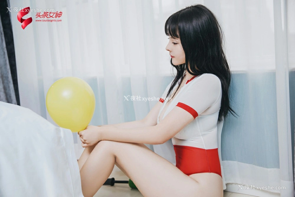 1P - [TouTiao头条女神] 童颜巨乳杨漫妮