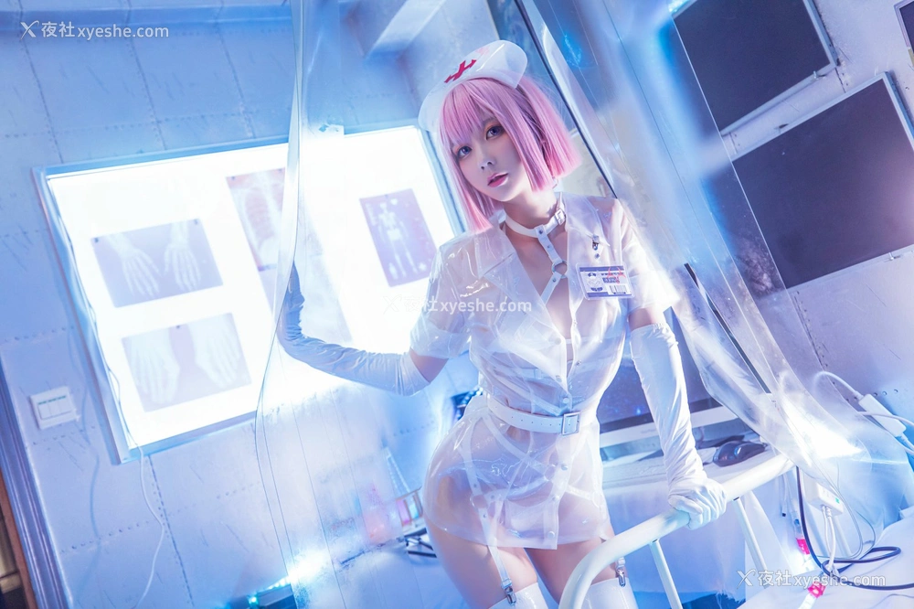 1P - izumi泉桃子 – 透明护士