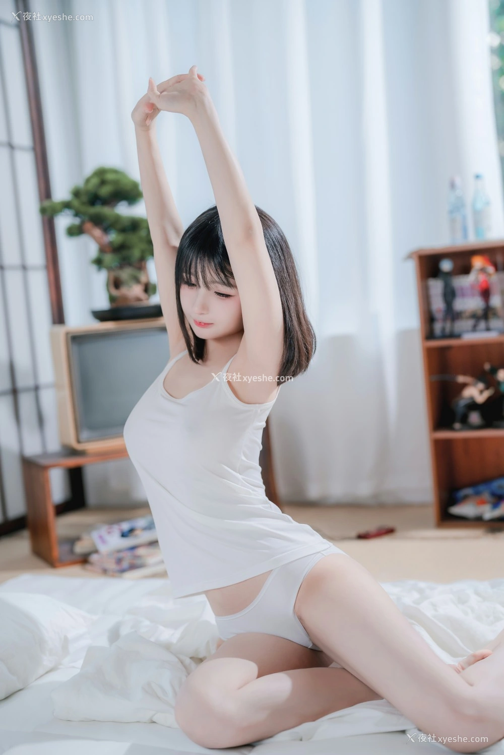 1P - 桜井宁宁 – 吊带女孩