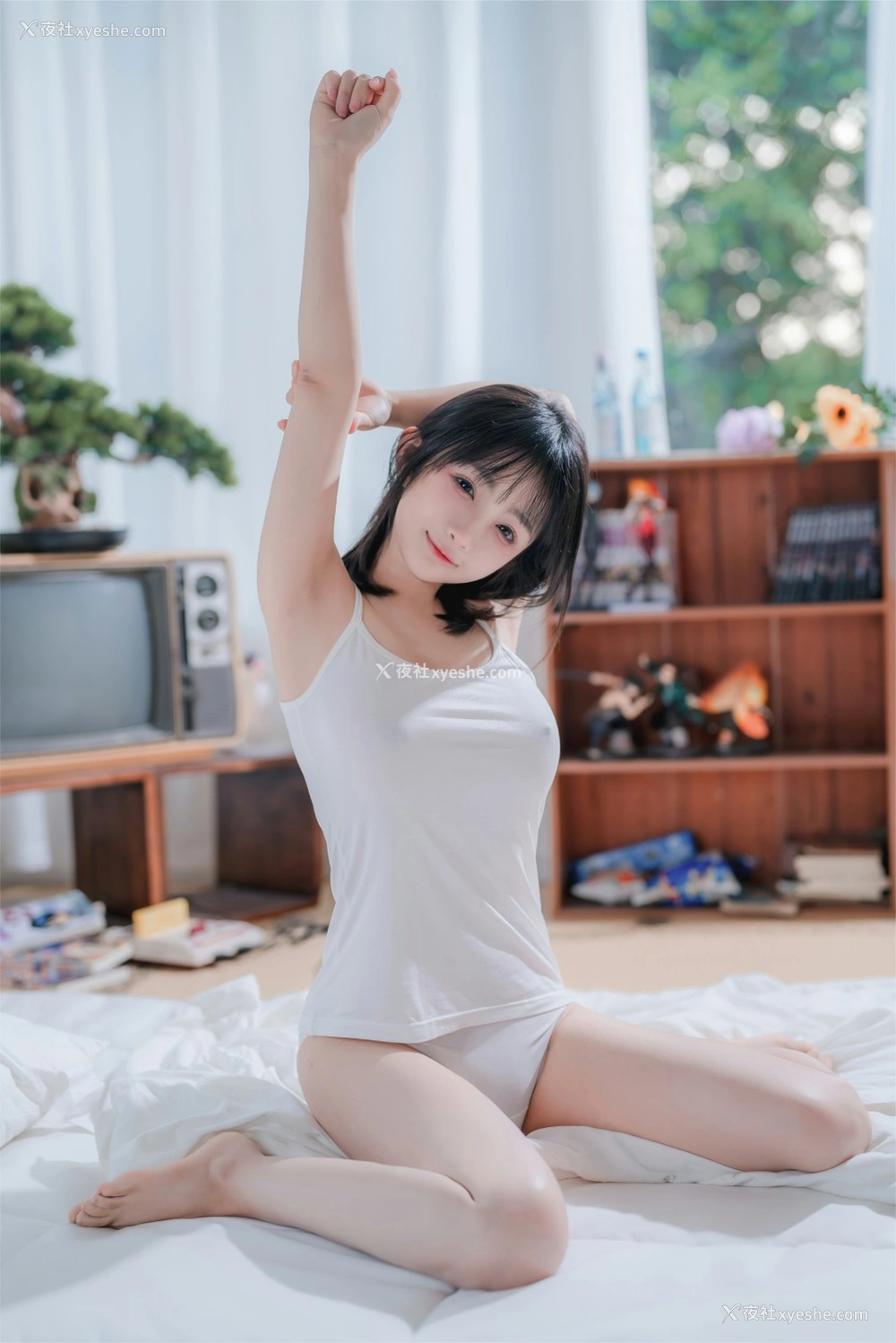 1P - 桜井宁宁 – 吊带女孩
