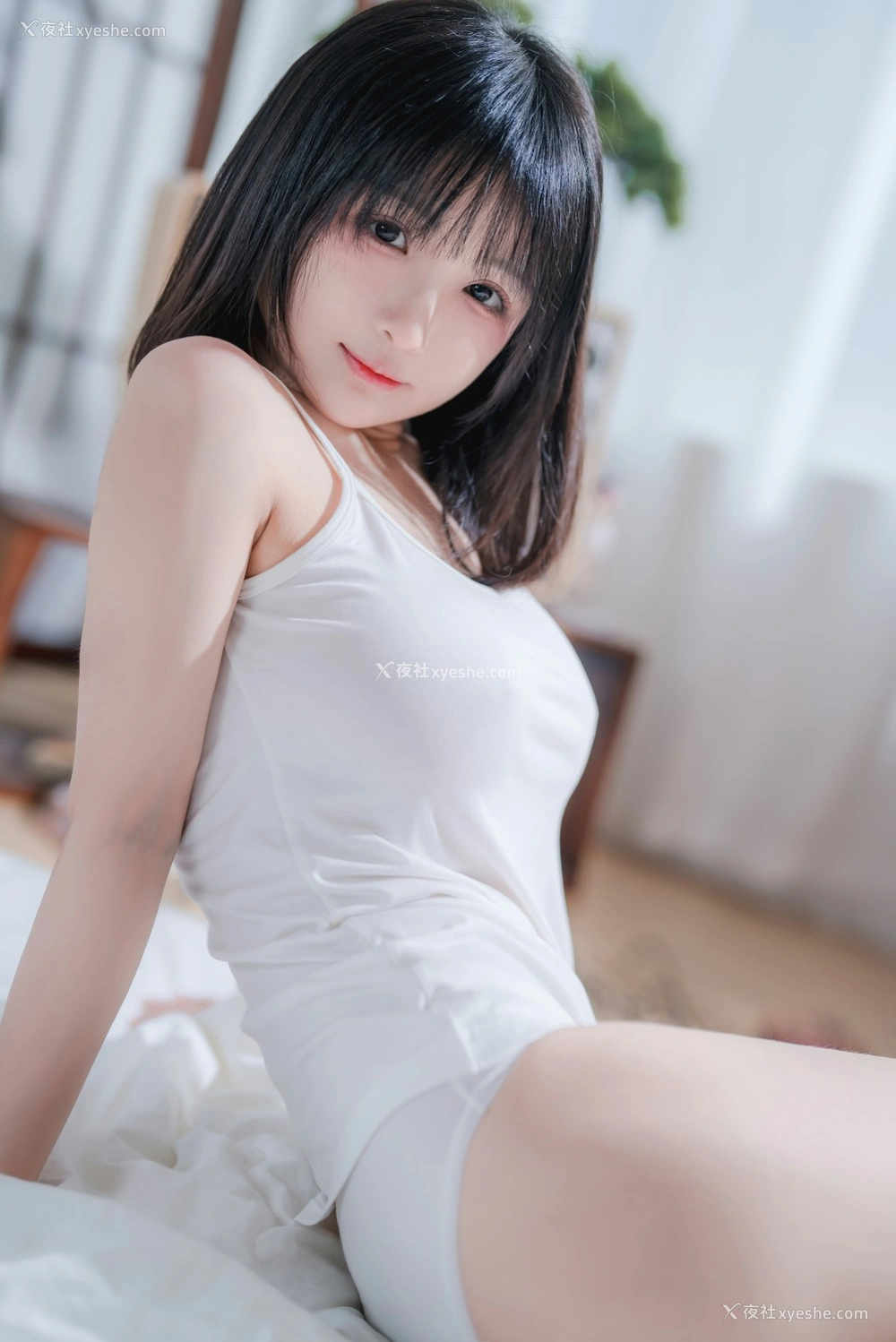 1P - 桜井宁宁 – 吊带女孩