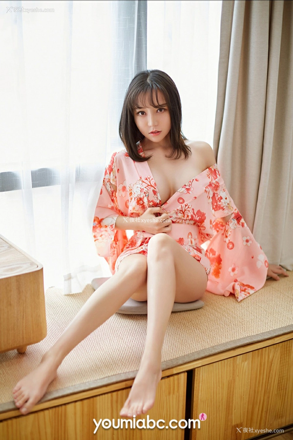 1P - [YouMi尤蜜] 白亦Ada 粉嫩樱花喵
