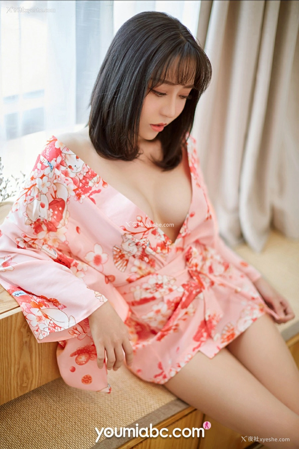 1P - [YouMi尤蜜] 白亦Ada 粉嫩樱花喵