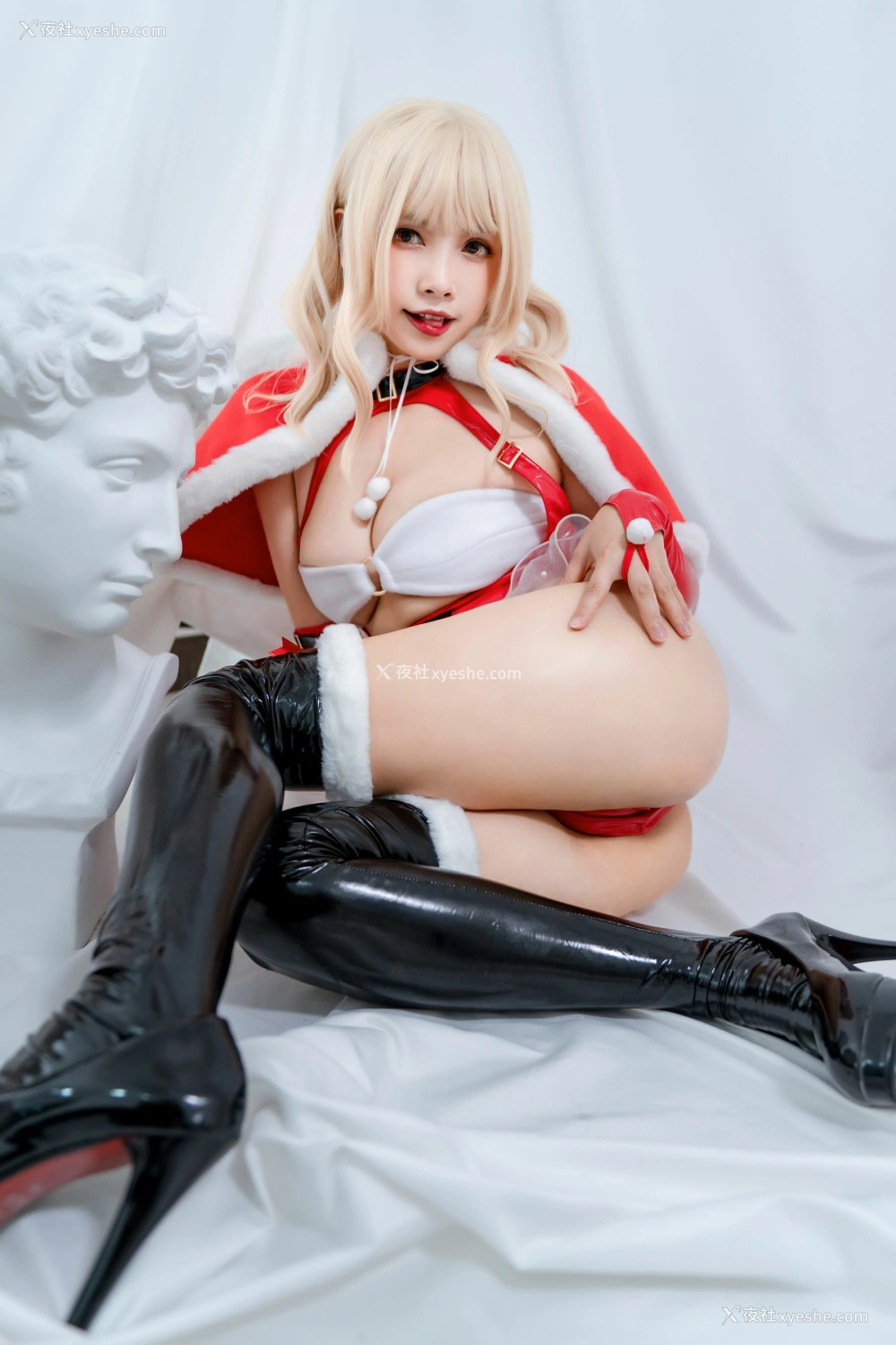 1P - [Cosplay] Neko-薇薇 – 雪夜锦礼